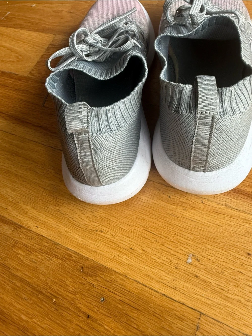 Women’s Light Gray Knit Slip-On Sneakers with Blush Toe